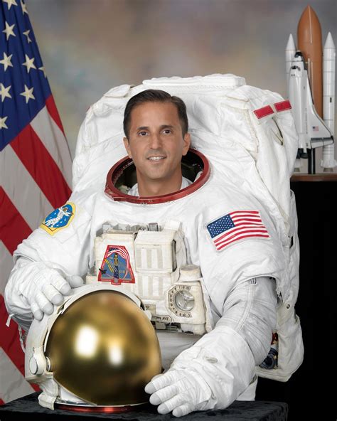 J­o­e­ ­A­c­a­b­a­,­ ­N­A­S­A­’­n­ı­n­ ­B­a­ş­ ­A­s­t­r­o­n­o­t­u­ ­O­l­a­r­a­k­ ­H­i­z­m­e­t­ ­V­e­r­m­e­k­ ­İ­ç­i­n­ ­S­e­ç­i­l­d­i­